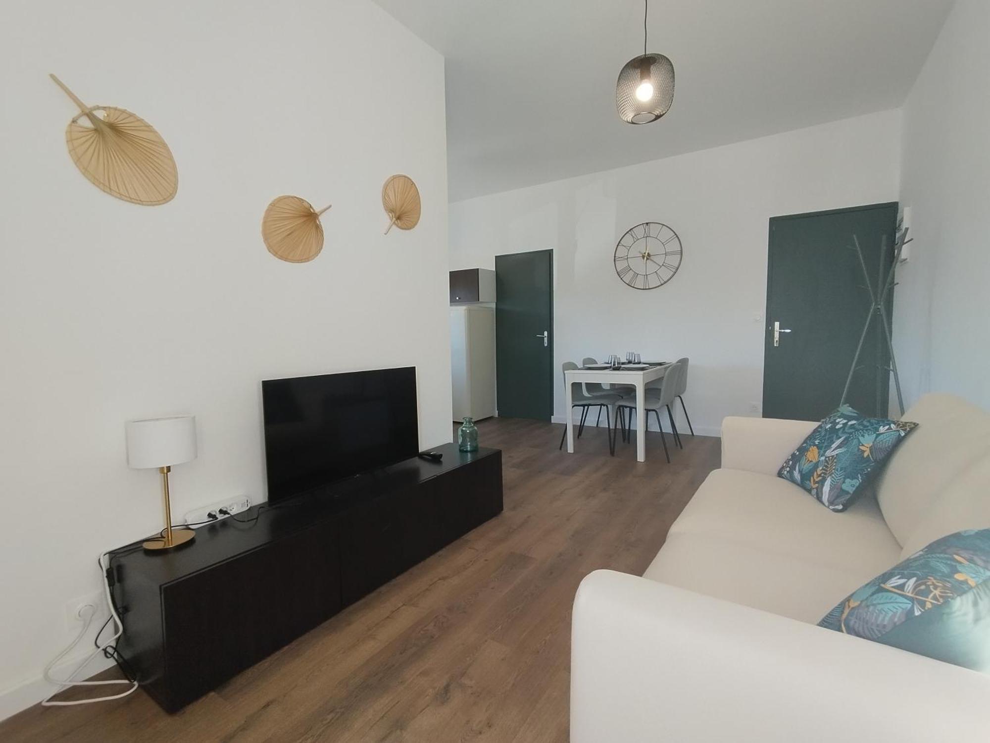 Residence Beaudelot Saint-Saulve Ngoại thất bức ảnh